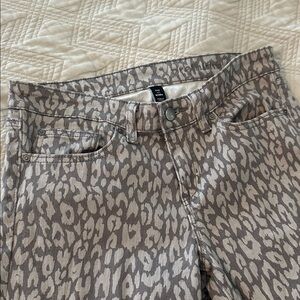 GAP Gray Leopard Print Skinny Jeans